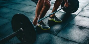 15 Benefits Of Lifting Weights In Your Daily Routine